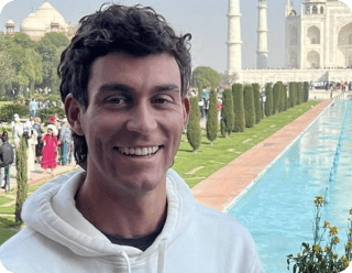 💬 Access to a private chat with Tristan and the team